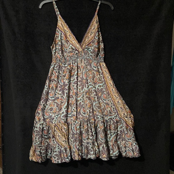 Colorful dress - Picture 1 of 3